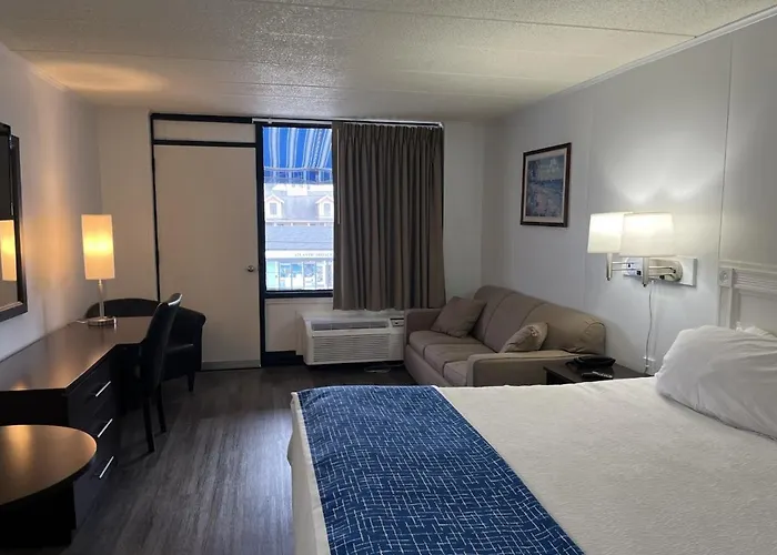 Fenwick Islander Motel